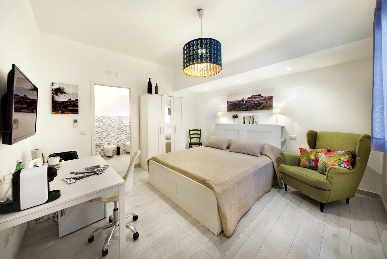 siciliacasevacanze - Marina Domus Rooms Marina di Ragusa Esterno foto